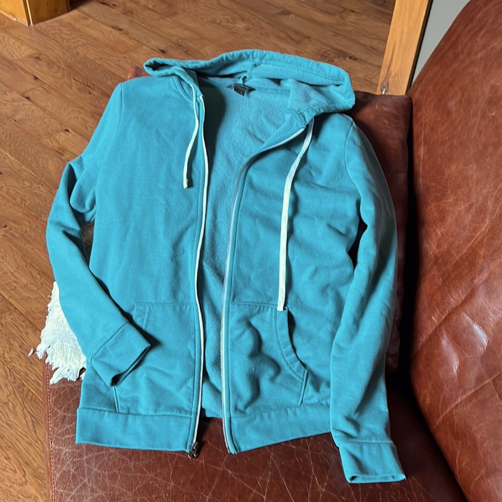 Eddie Bauer zipped hoodie